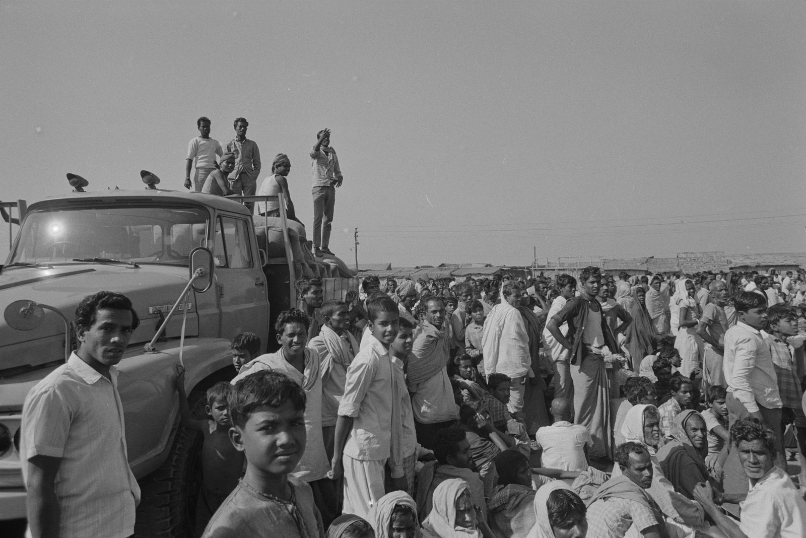 Rows of tents and refugees at the Salt Lake camp in Calcutta in 1971